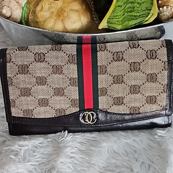 GUCCI SHERRYLINE LONG WALLET